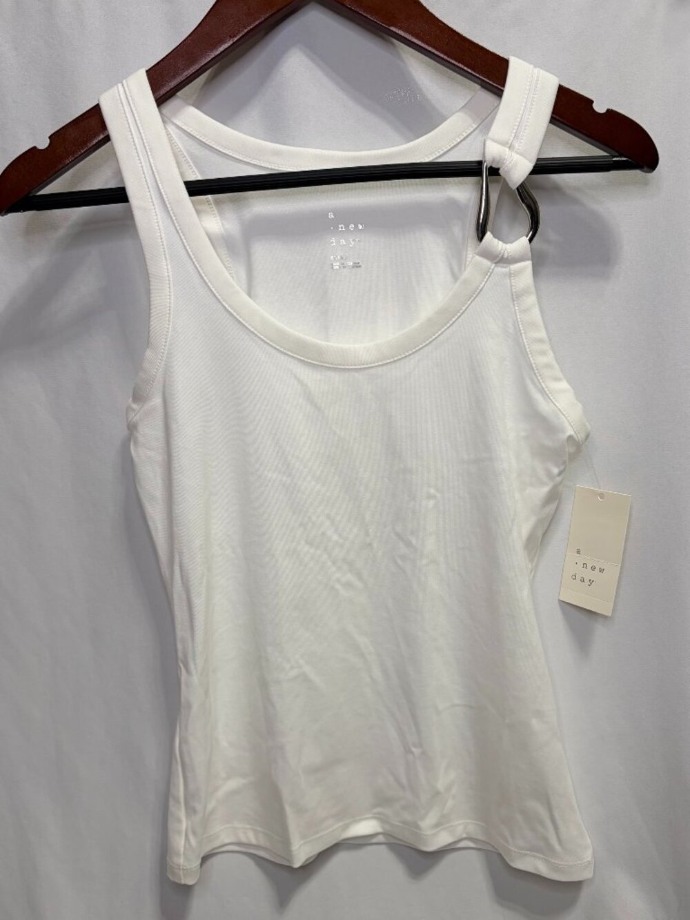 A New Day NWT Tank Top with Silver Ring Detail - [Small]